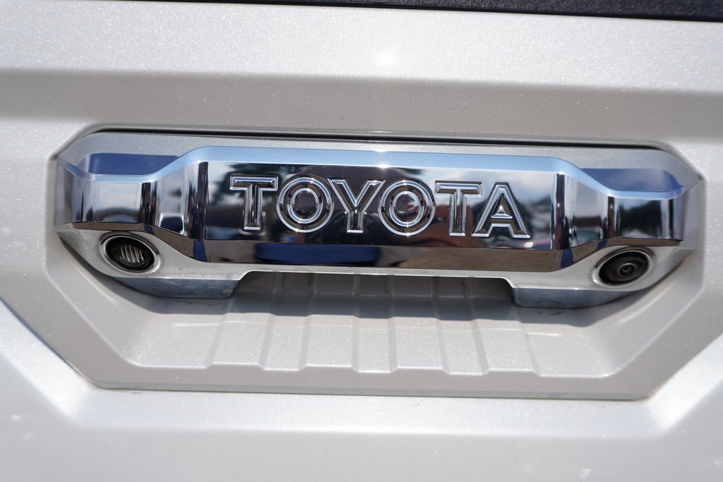 Used 2024 Toyota Tundra Limited image 31