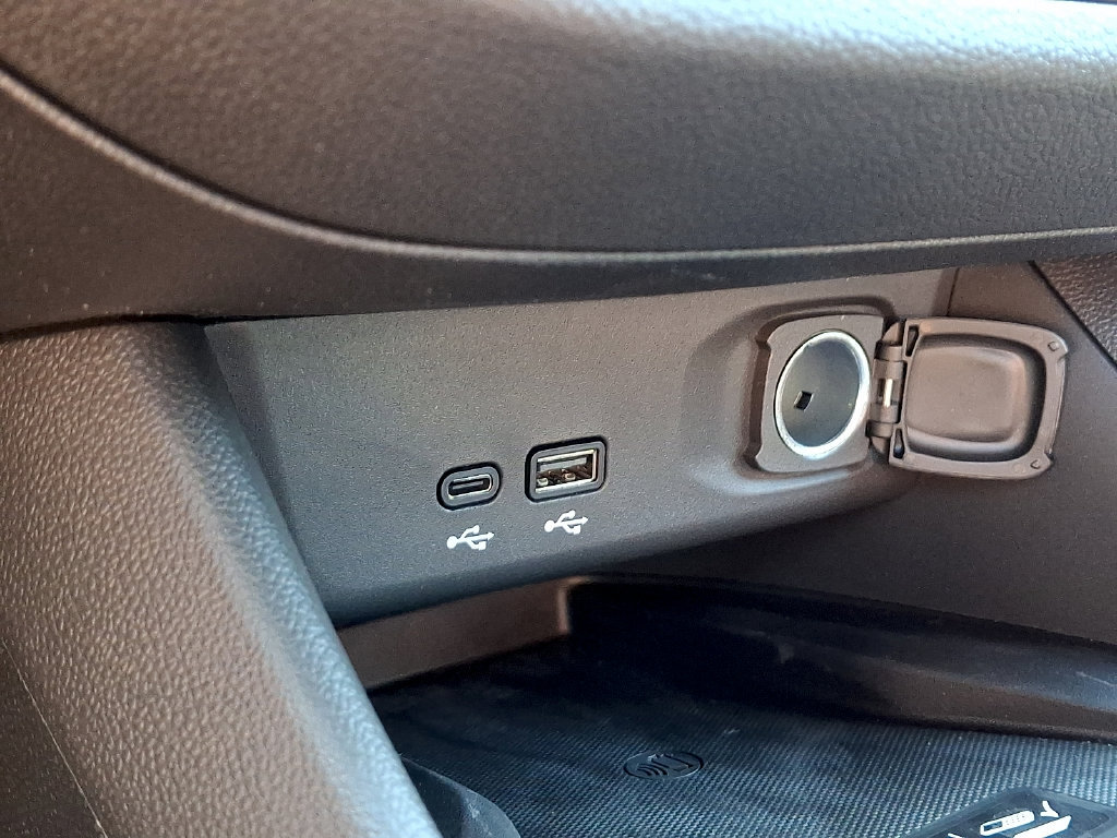 New 2026 Buick Envista Sport Touring w/ Convenience I Package FWD image 16