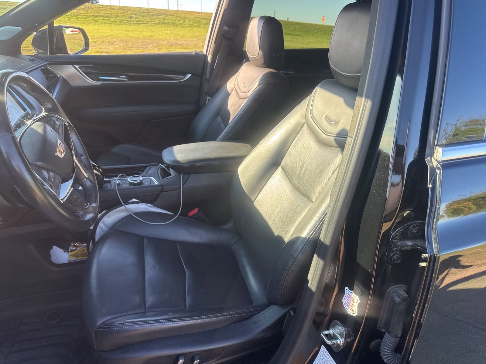 Used 2023 Cadillac XT5 Premium Luxury AWD/4WD image 13