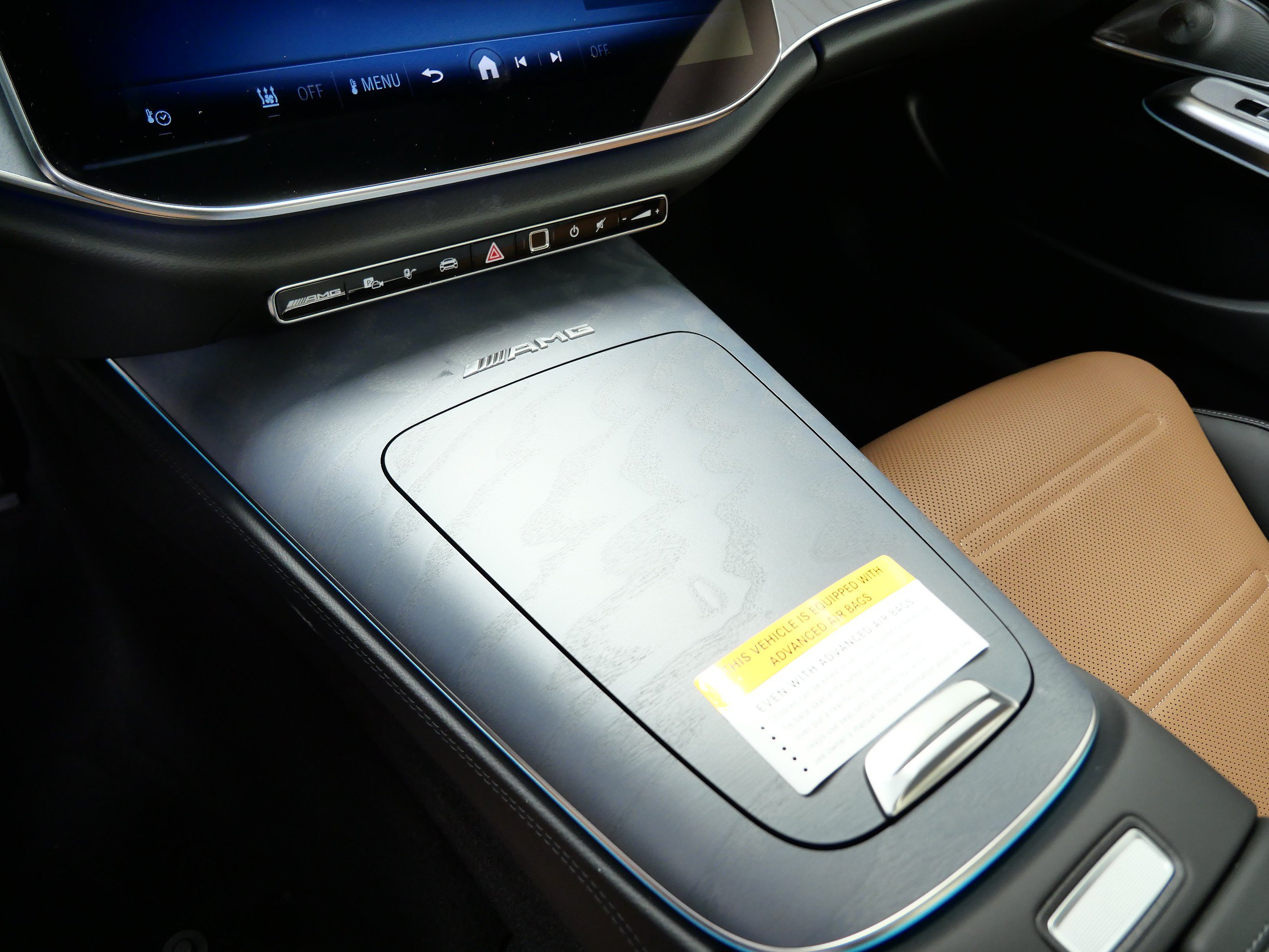 New 2026 Mercedes-Benz E 53 AMG e 4MATIC Sedan image 17
