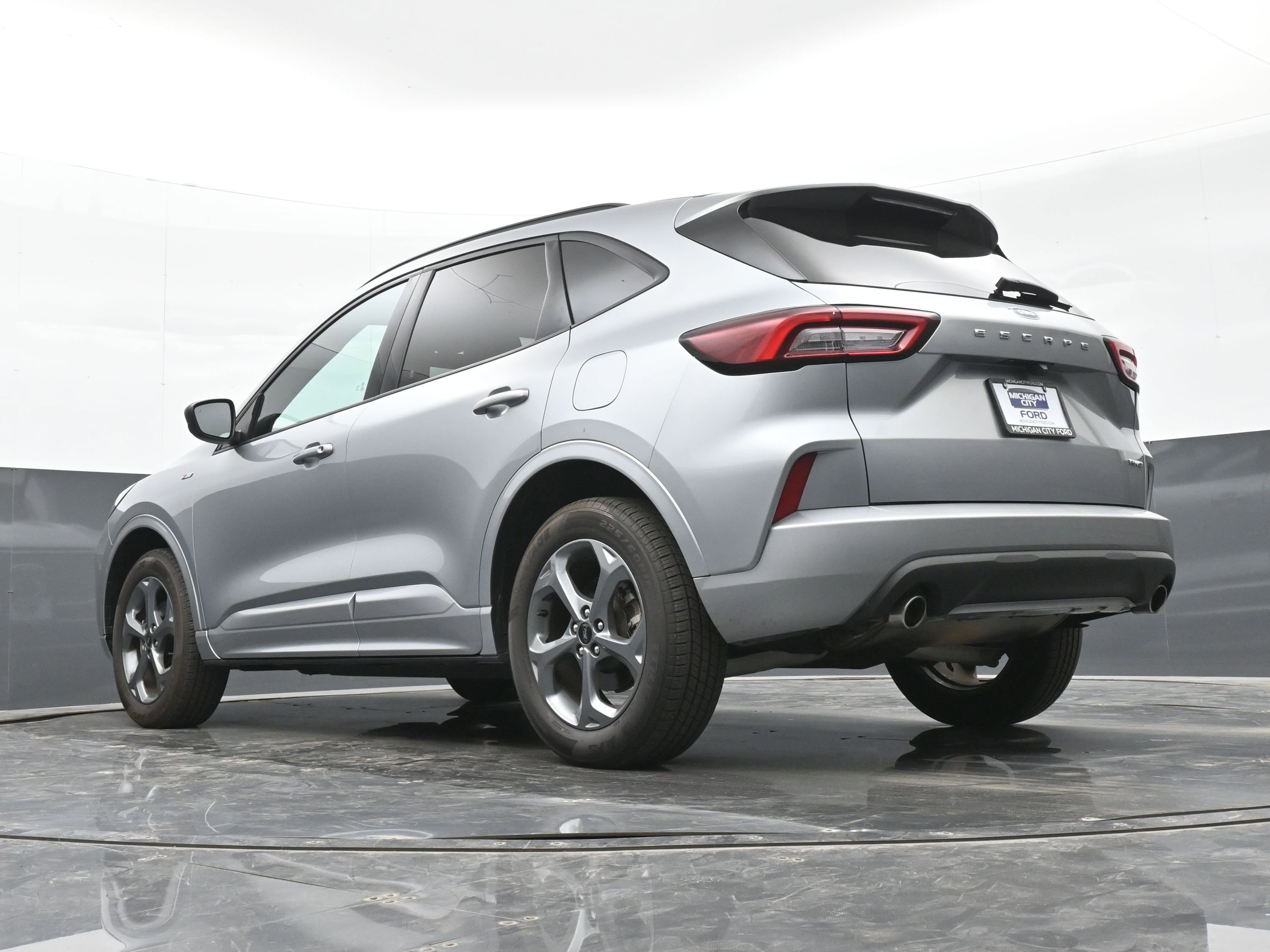 Used 2023 Ford Escape ST-Line image 38