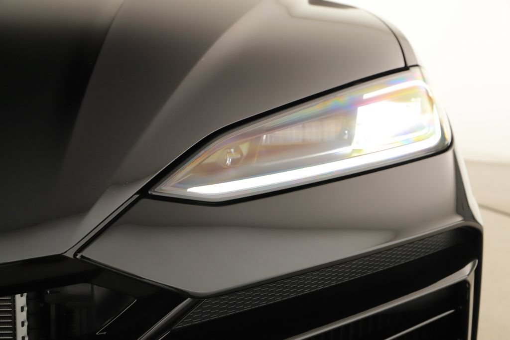 Used 2025 Lamborghini Urus SE AWD/4WD image 35