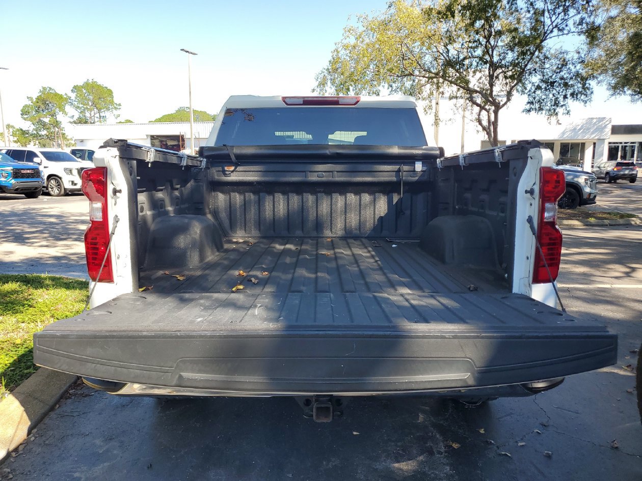 Used 2023 Chevrolet Silverado 1500 W/T w/ WT Value Package AWD/4WD image 9