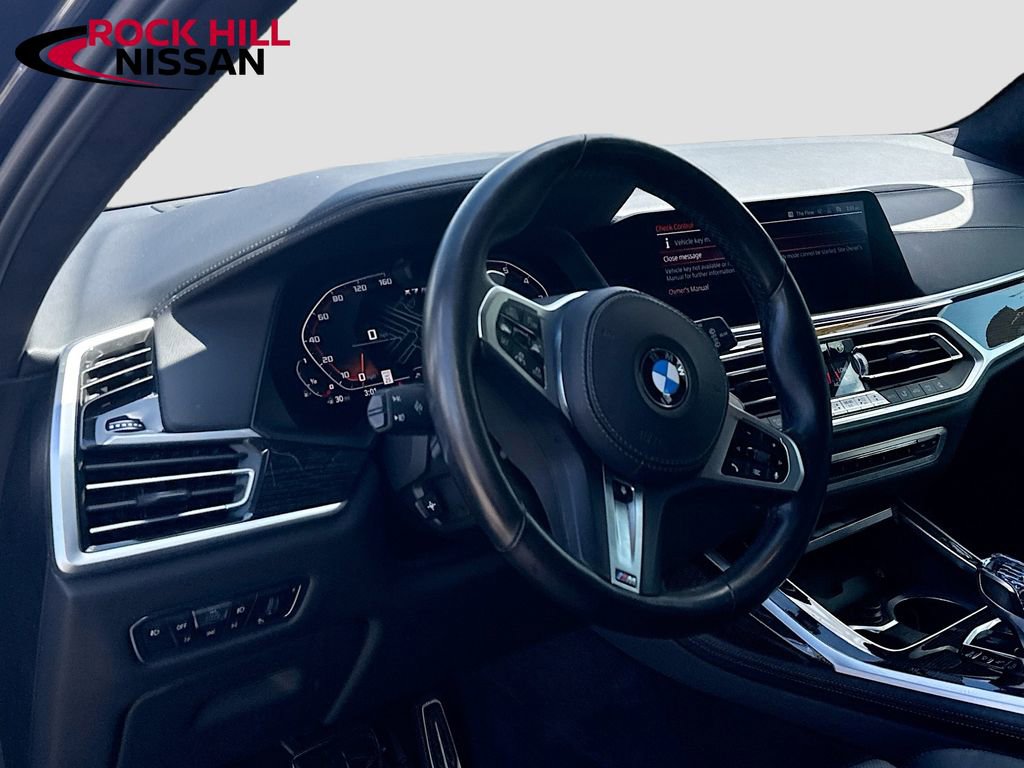 Used 2021 BMW X7 M50i w/ Dynamic Handling Package image 30