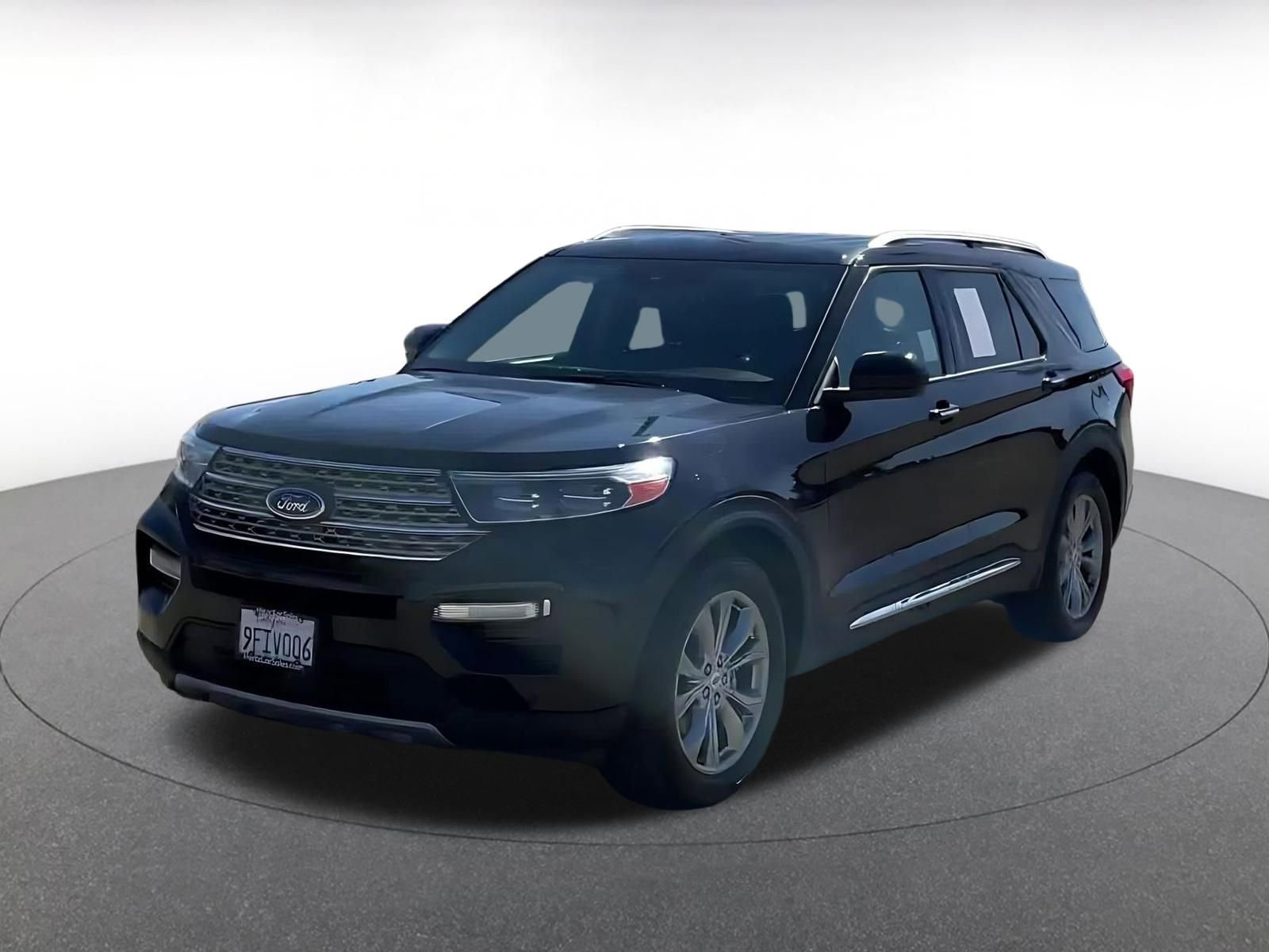 Used 2023 Ford Explorer Limited image 7