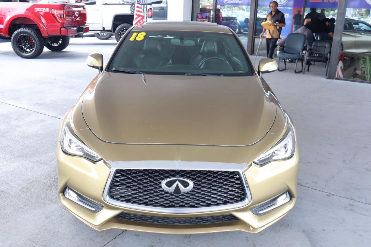 Used 2018 INFINITI Q60 3.0t Luxe RWD image 9