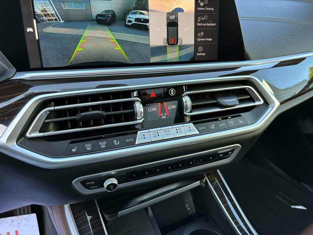 Used 2023 BMW X5 xDrive40i w/ Premium Package image 21