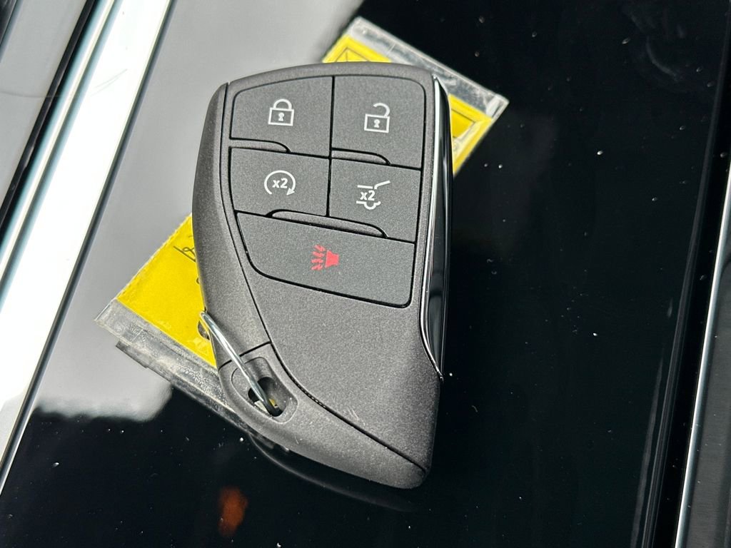 New 2026 Chevrolet Traverse RS w/ LPO, Floor Liner Package image 25