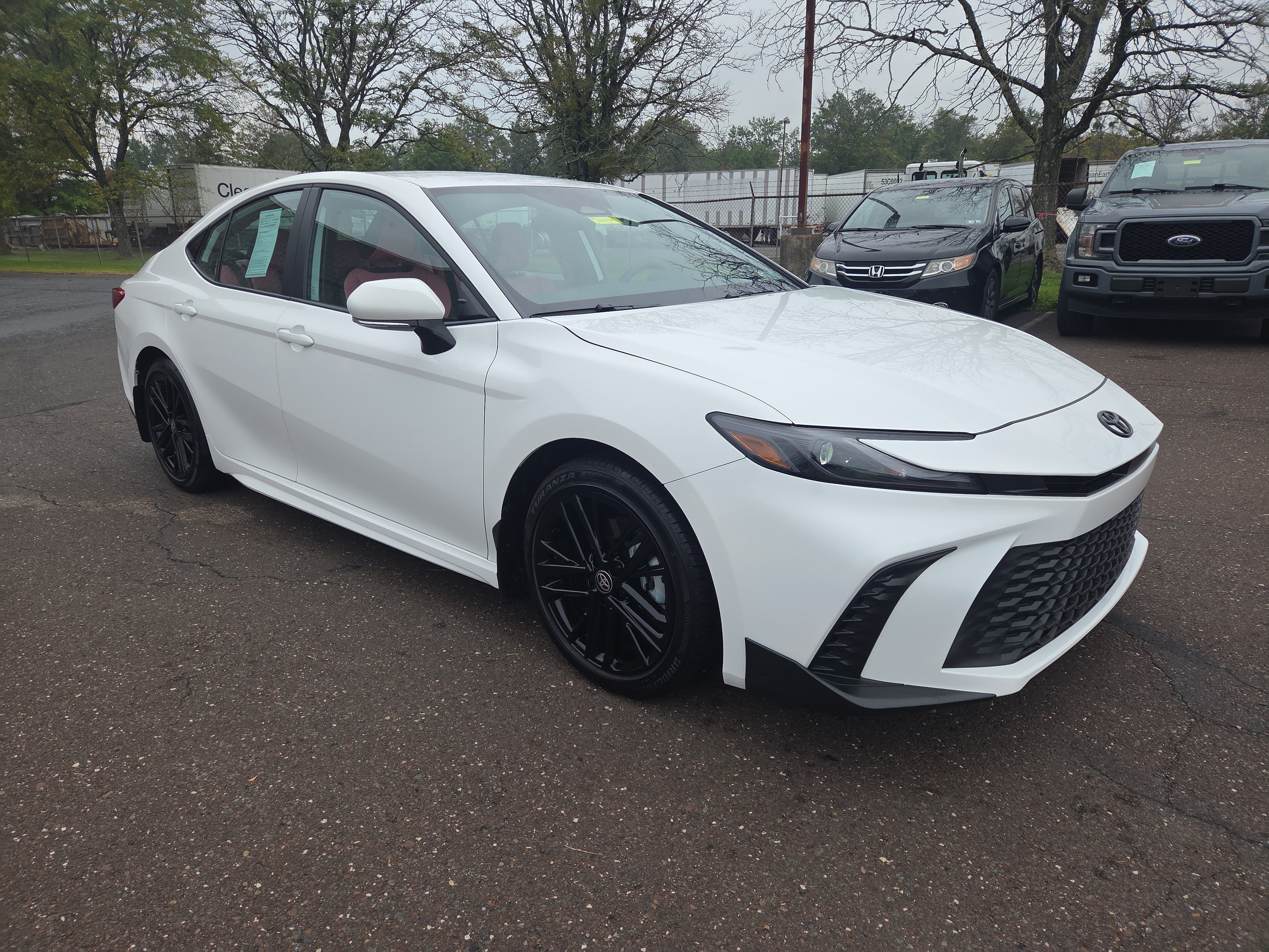 Certified 2026 Toyota Camry SE FWD image 1