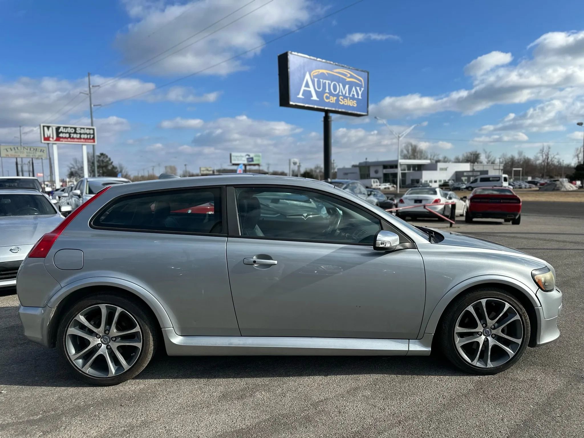 Used 2010 Volvo C30 T5 R-Design image 4