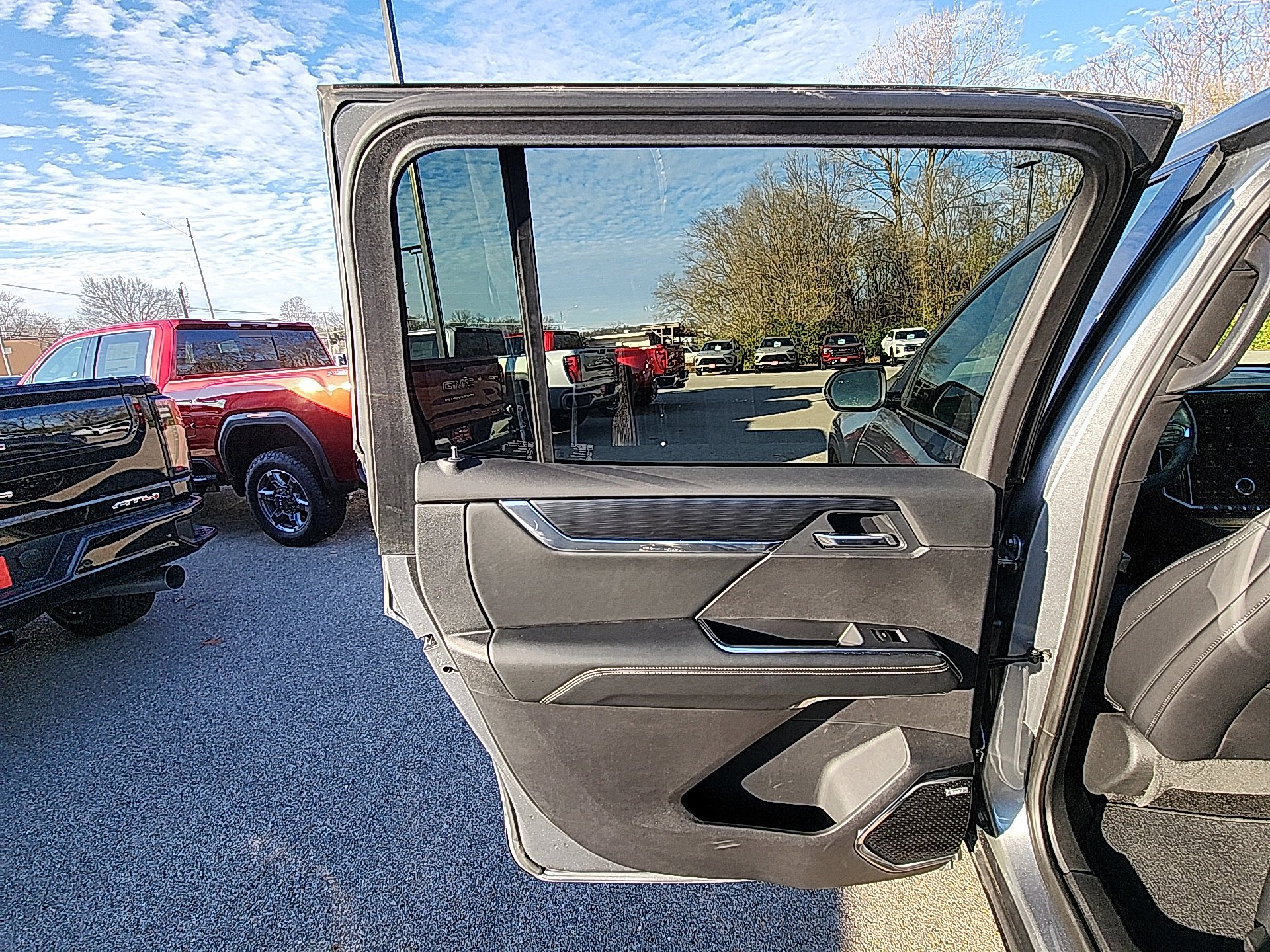 New 2025 GMC Acadia Elevation w/ Super Cruise Package image 27