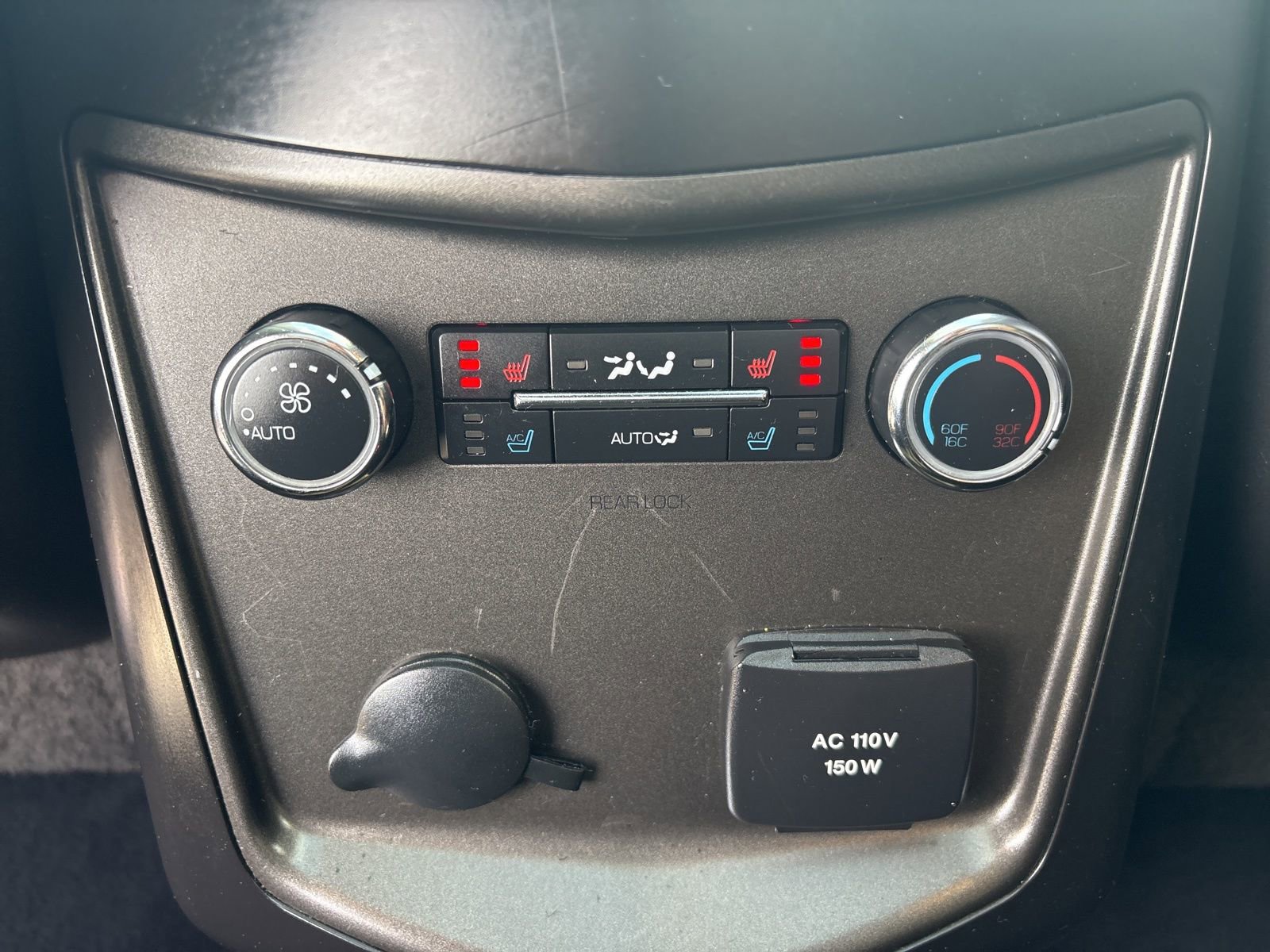 Used 2016 Lincoln MKT AWD w/ Equipment Group 201A image 17