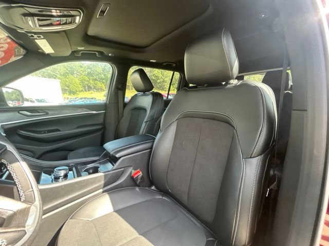 Used 2026 Jeep Grand Cherokee L 4WD image 21