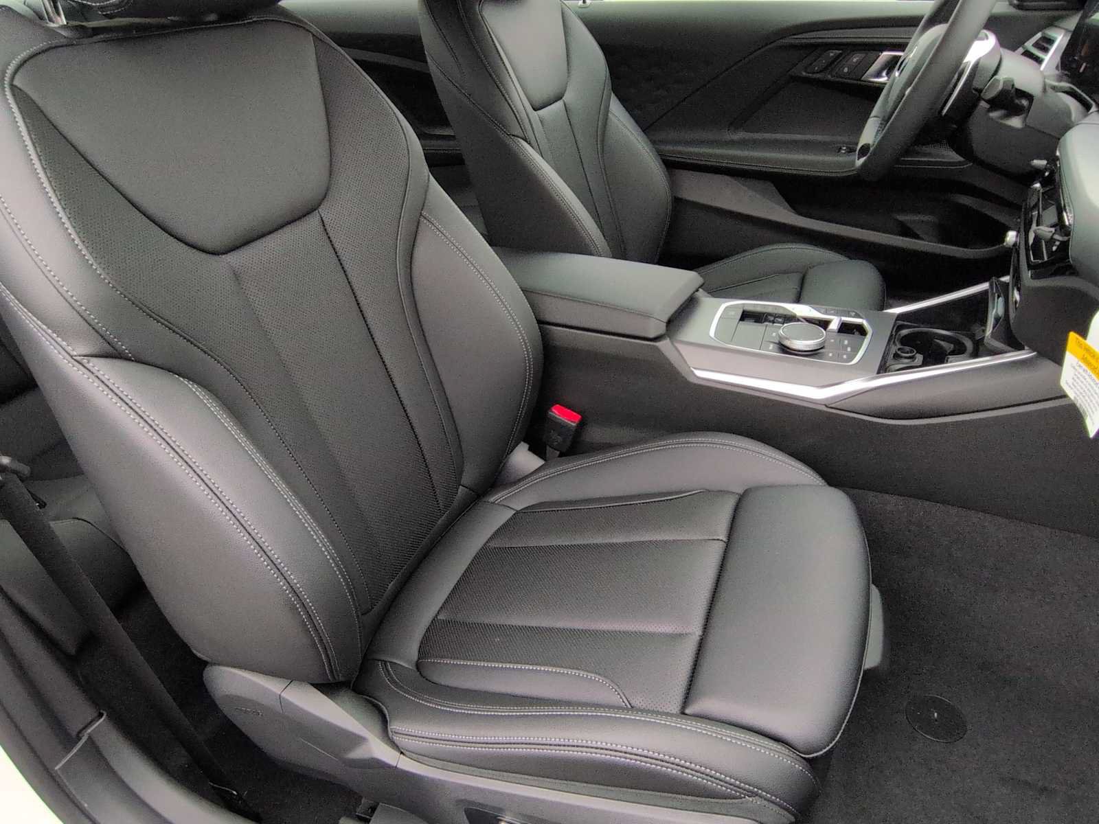 Used 2026 BMW 230i xDrive Coupe w/ Convenience Package AWD/4WD image 21