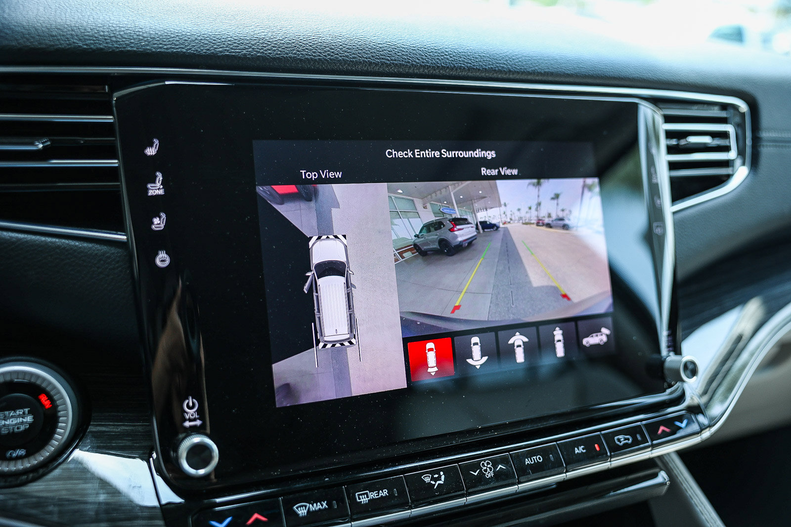 Used 2022 Jeep Wagoneer Series III w/ Premium Group I image 32