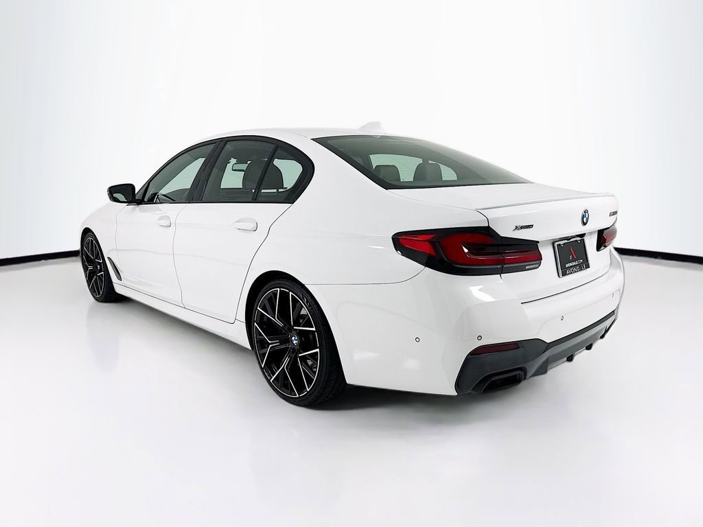Used 2021 BMW M550i xDrive w/ Premium Package image 3