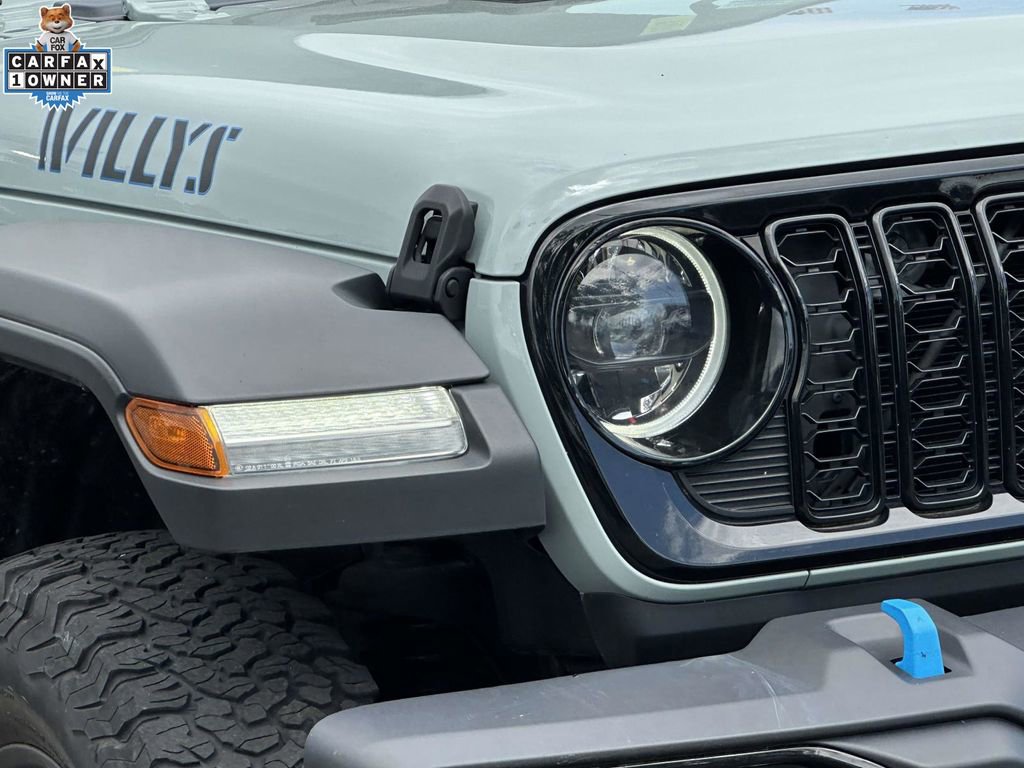 Used 2024 Jeep Wrangler Unlimited AWD/4WD image 8