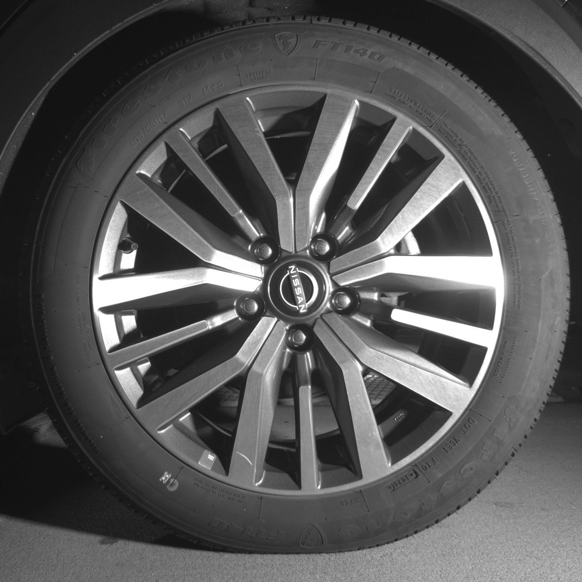 Used 2024 Nissan Kicks SV FWD image 14