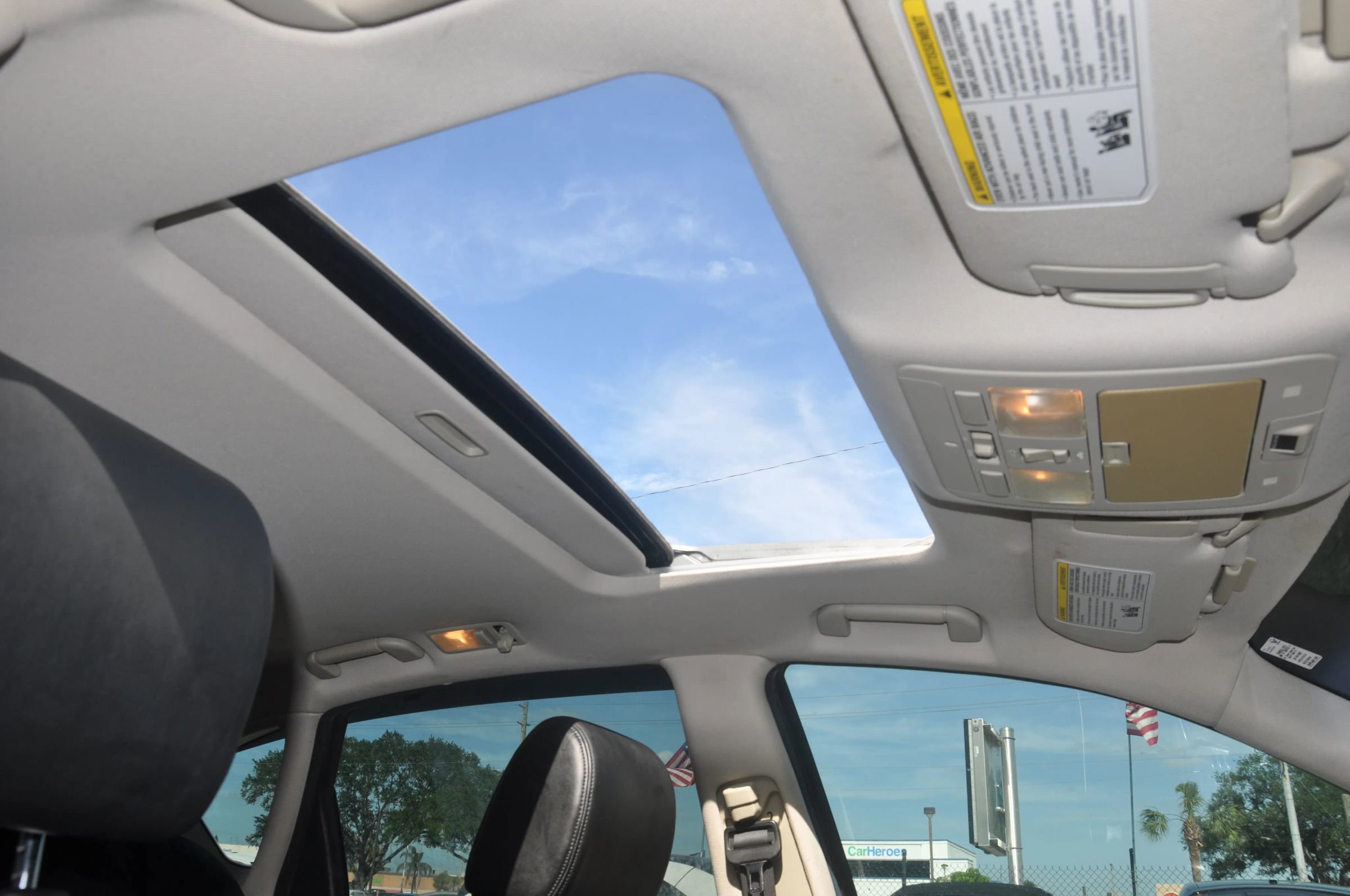 Used 2007 INFINITI M35 w/ Technology Pkg RWD image 22