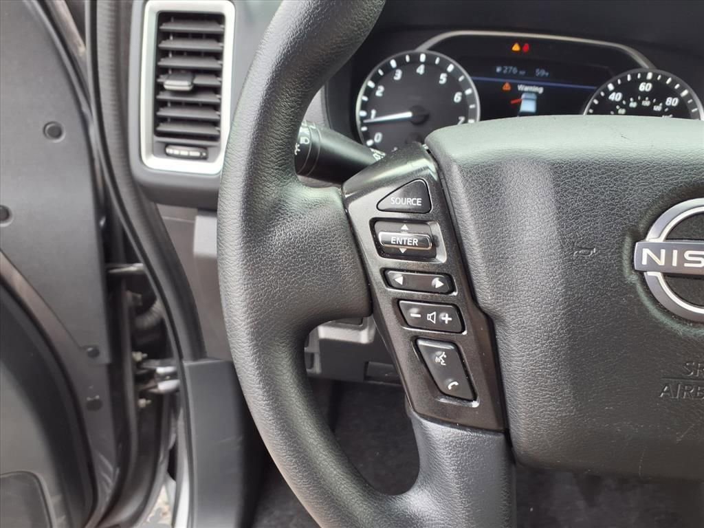 Certified 2023 Nissan Frontier SV image 9
