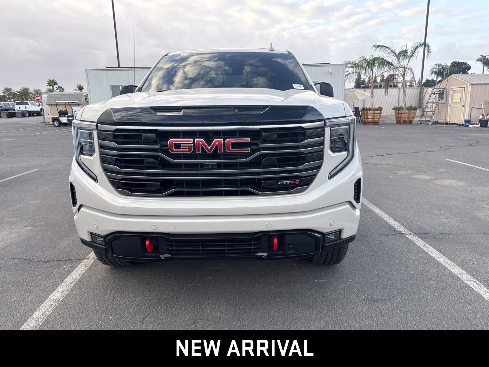 Certified 2026 GMC Sierra 1500 AT4 w/ AT4 Premium Package AWD/4WD image 2