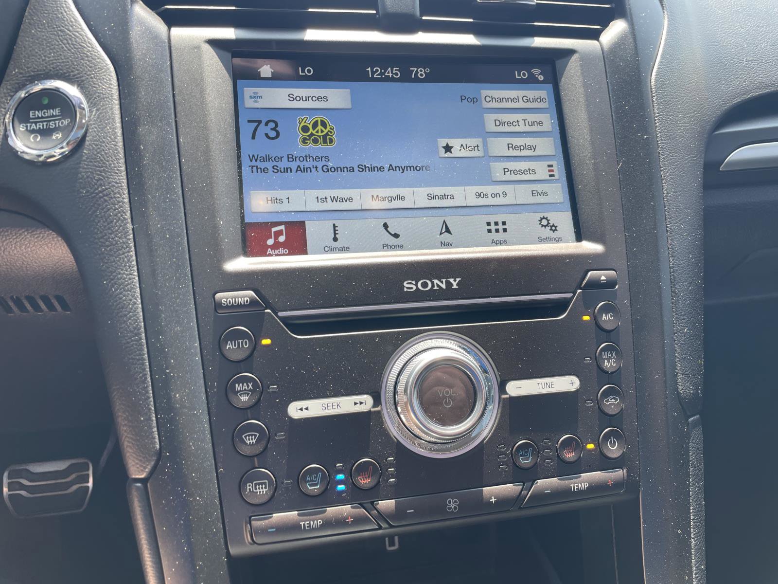 Used 2017 Ford Fusion Titanium AWD/4WD image 9