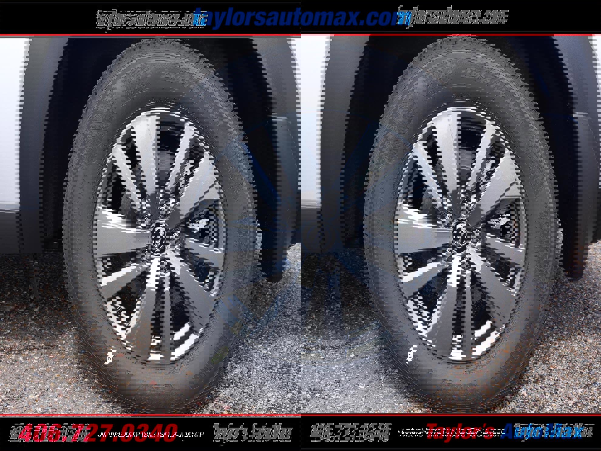 New 2025 Nissan Pathfinder SV w/ SV Premium Package image 36