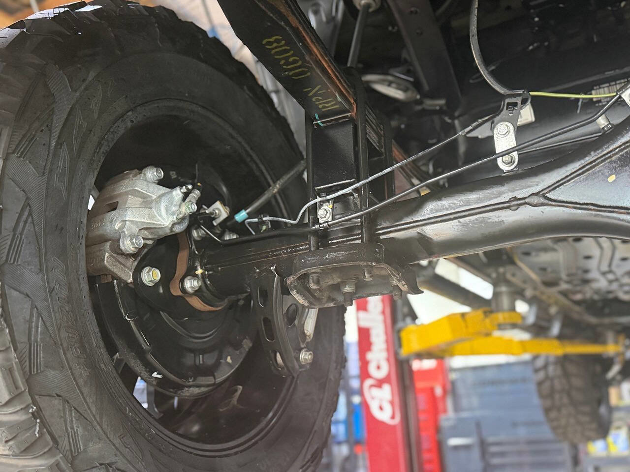 Used 2018 Toyota Tundra Limited w/ Limited Premium Package image 9