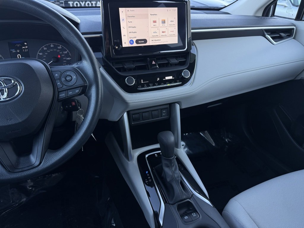 Certified 2023 Toyota Corolla Cross L image 13