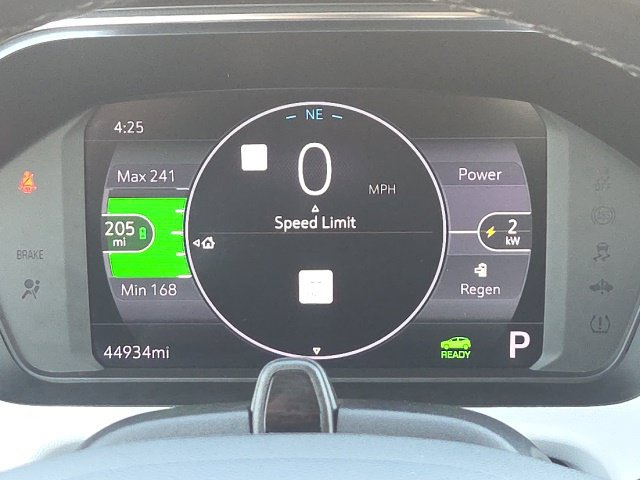 Used 2023 Chevrolet Bolt EUV Premier w/ Sun & Sound Package FWD image 40