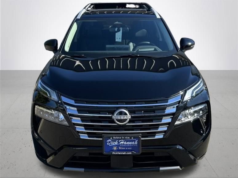 New 2026 Nissan Rogue Platinum w/ Platinum Premium Package AWD/4WD image 3