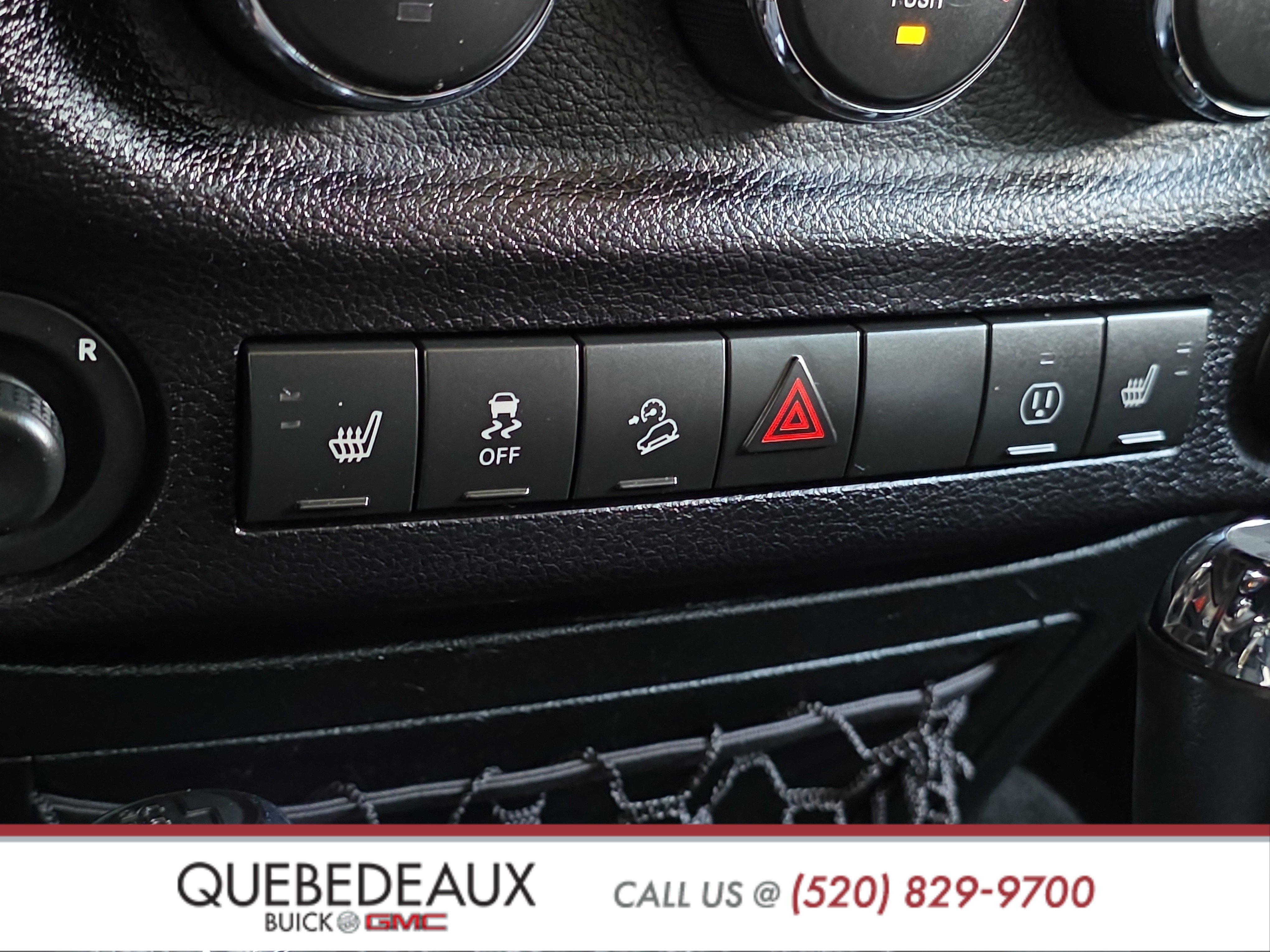 Used 2017 Jeep Wrangler Rubicon AWD/4WD image 21