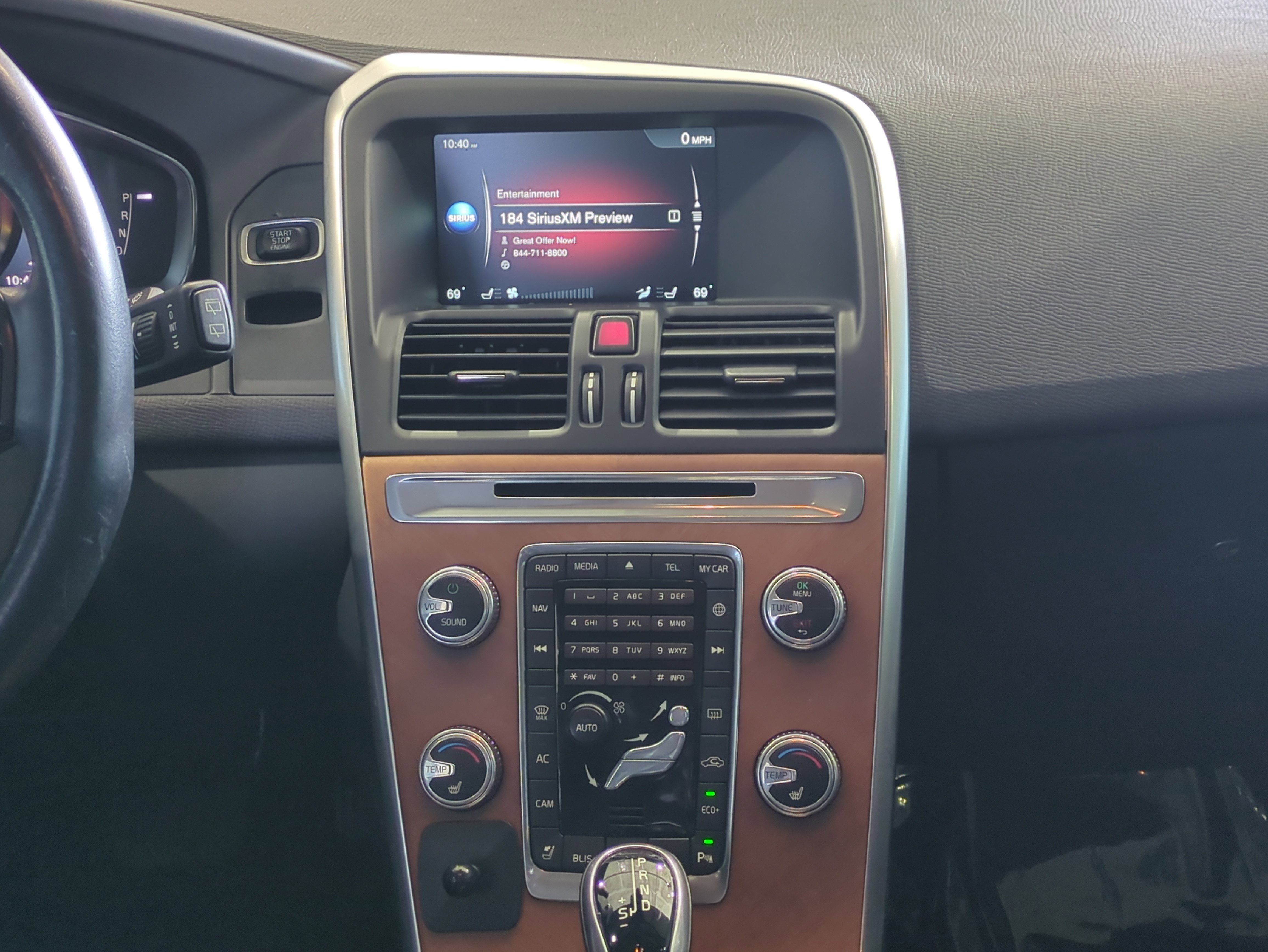 Used 2017 Volvo XC60 T5 Inscription w/ Preferred Option Package image 19