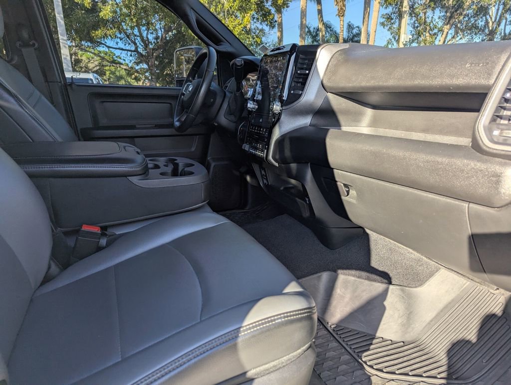 Used 2025 RAM 3500 Tradesman image 9