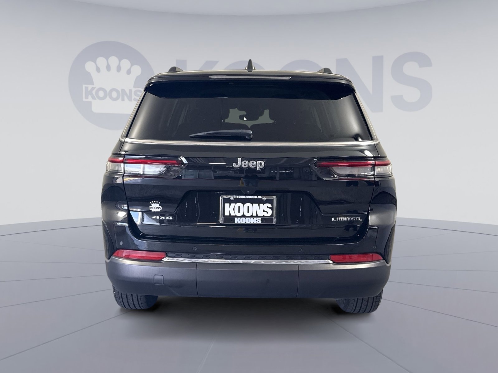 Used 2023 Jeep Grand Cherokee L Limited AWD/4WD image 5