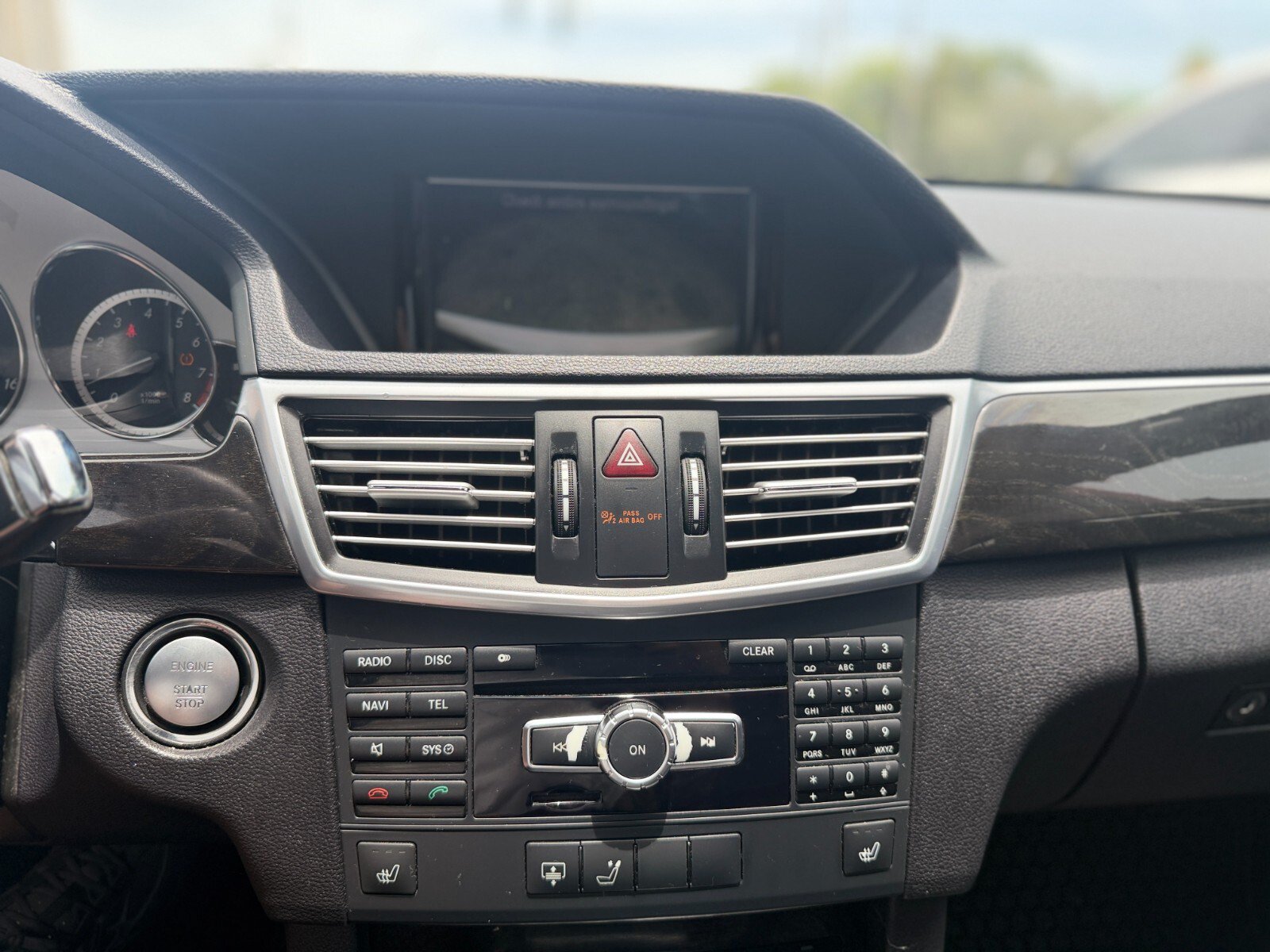 Used 2013 Mercedes-Benz E 350 4MATIC Sedan image 19