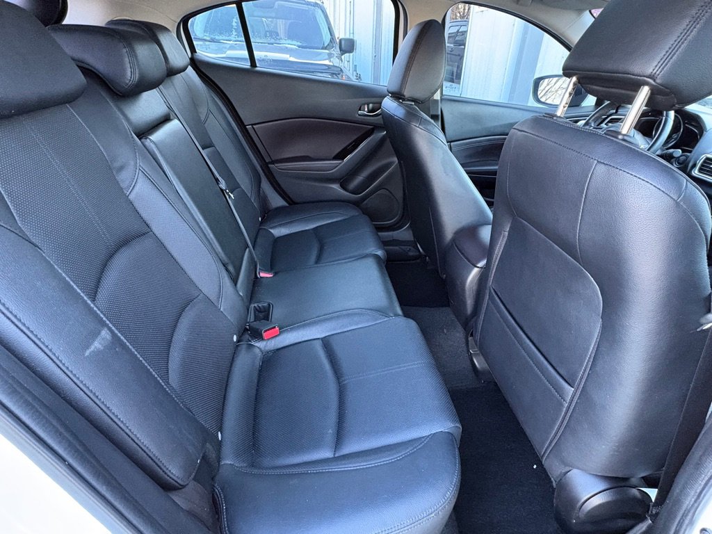 Used 2017 MAZDA MAZDA3 Grand Touring w/ Premium Equipment Package image 16