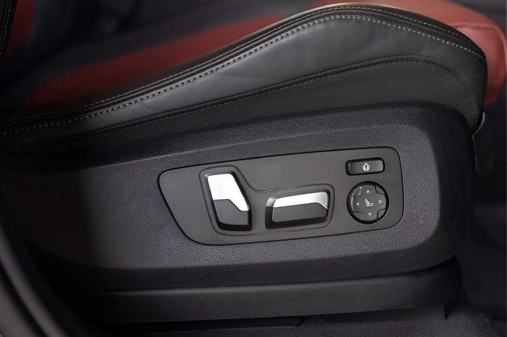 Used 2024 BMW X6 xDrive40i w/ Executive Package AWD/4WD image 78