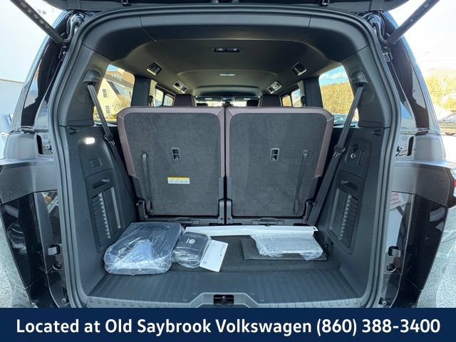 New 2025 Volkswagen ID. Buzz Pro S RWD image 18