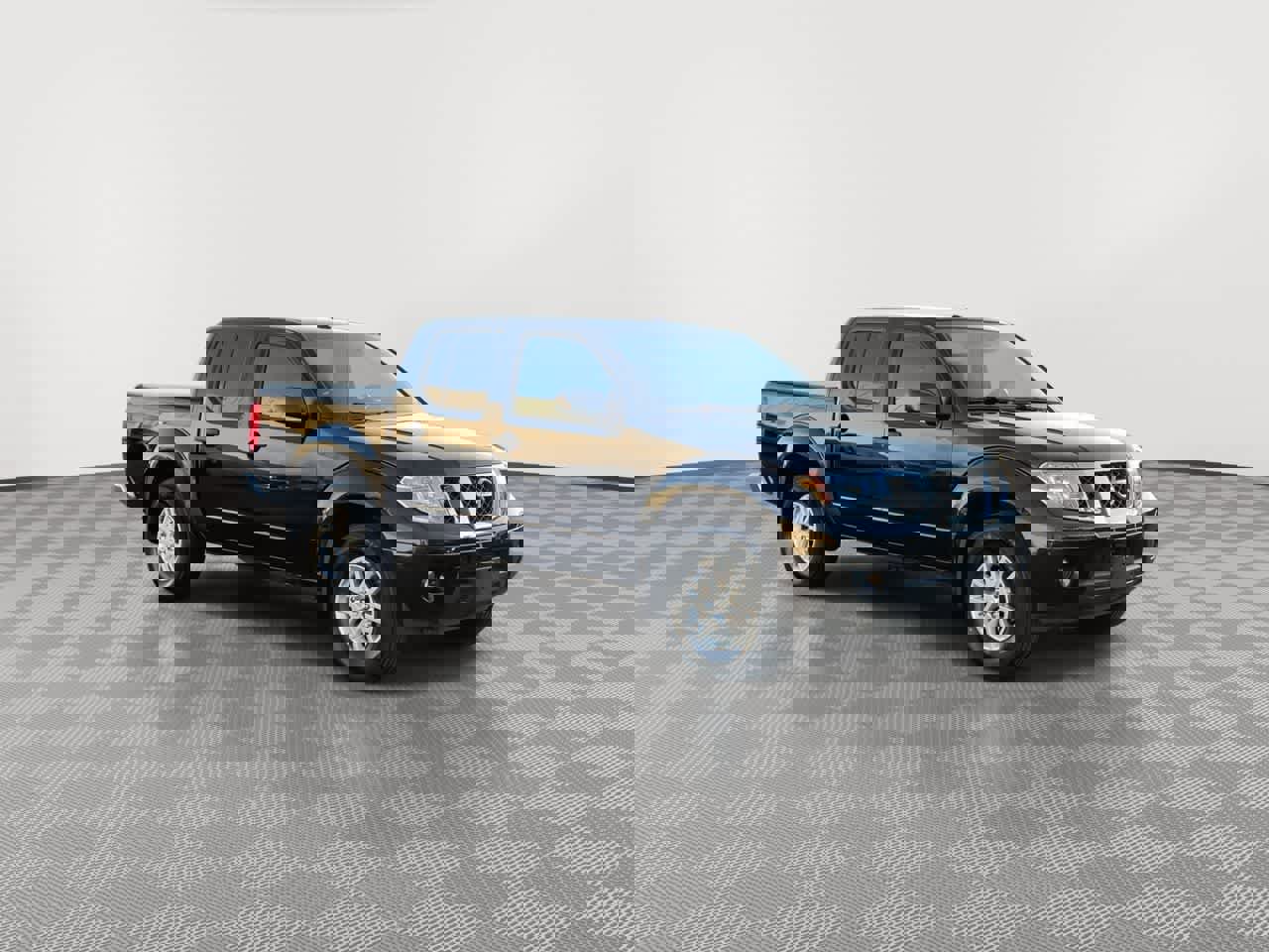 Used 2015 Nissan Frontier SV w/ SV Value Truck Package image 2