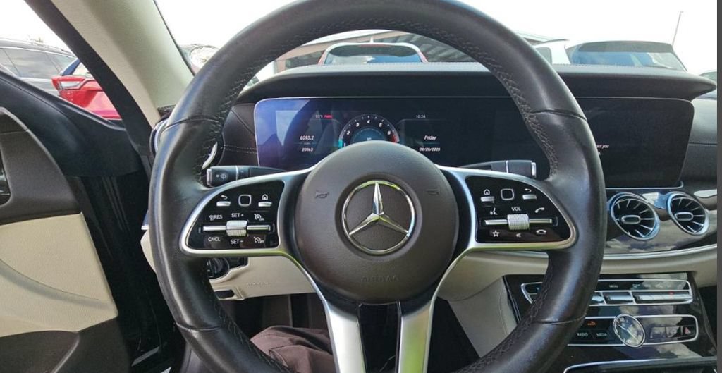Used 2020 Mercedes-Benz E 450 4MATIC Coupe image 3