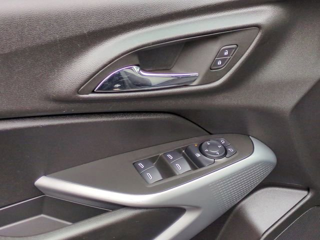 Certified 2024 Chevrolet Trax LS image 21