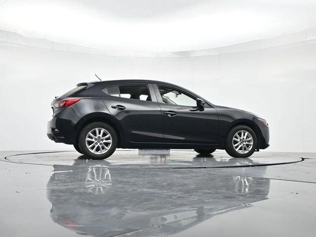 Used 2017 MAZDA MAZDA3 Sport image 31