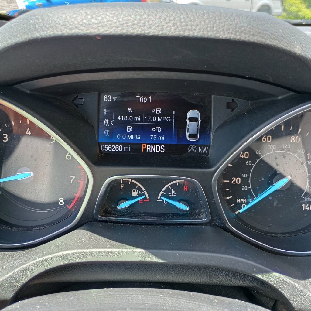 Used 2017 Ford Escape SE AWD/4WD image 10