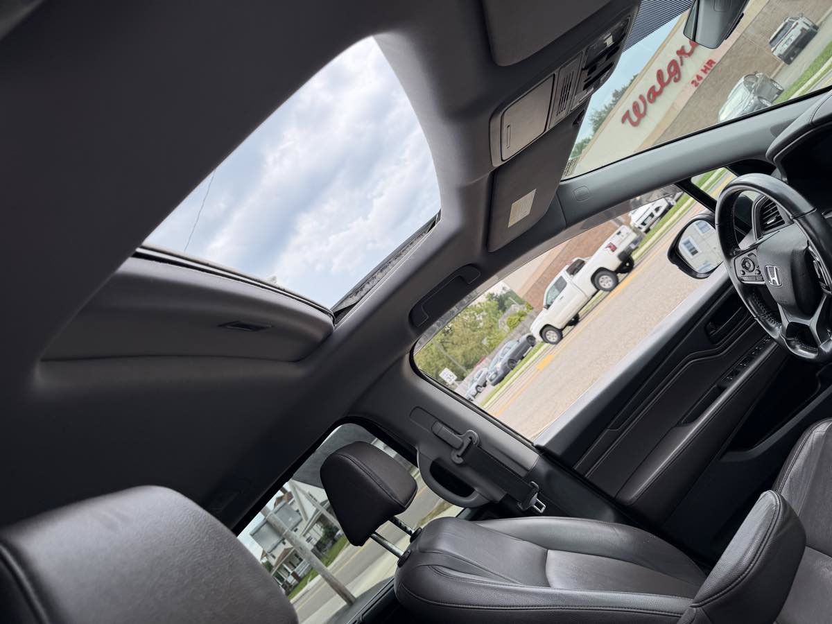 Used 2019 Honda Odyssey EX-L image 21