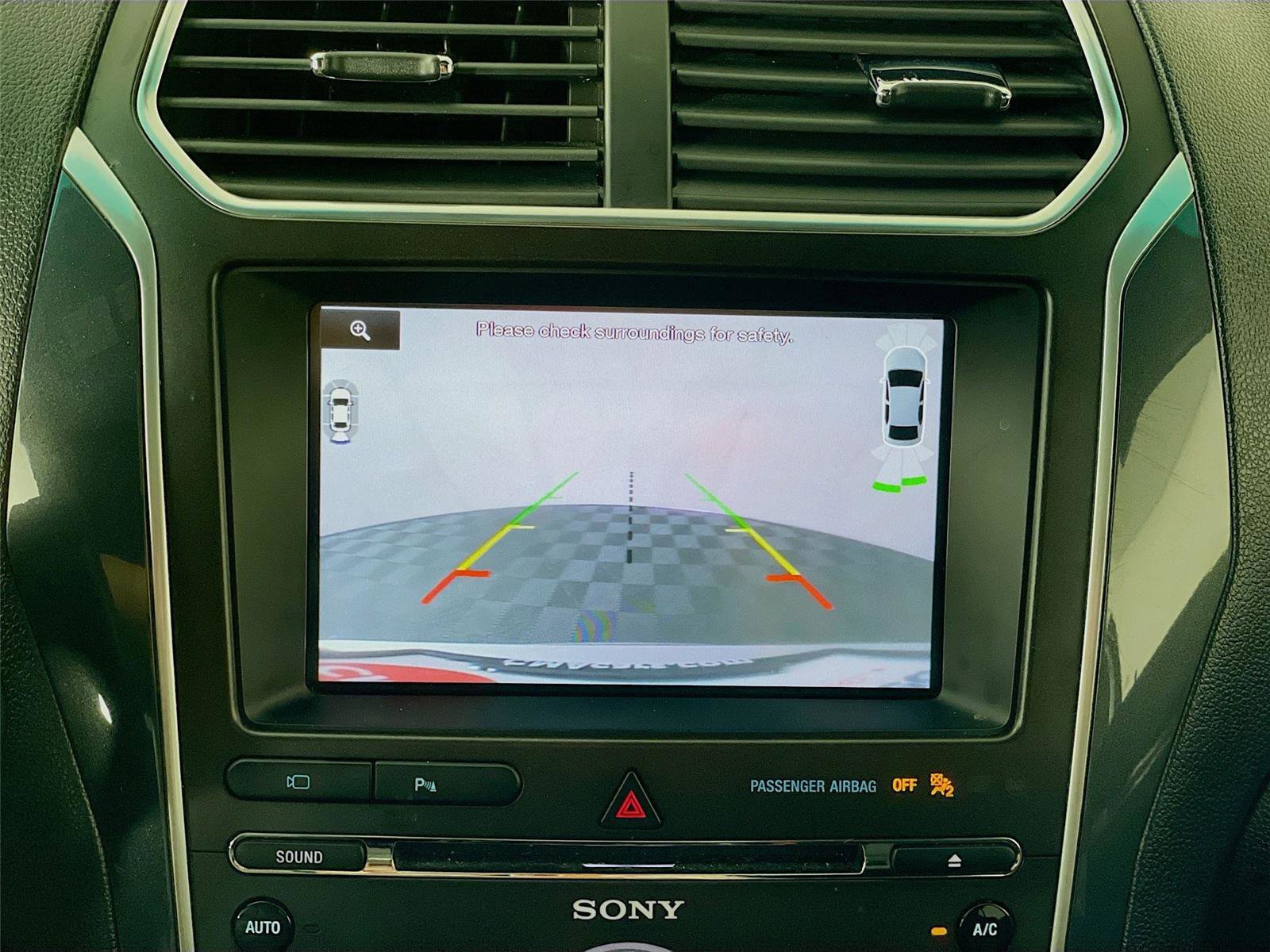 Used 2016 Ford Explorer Limited image 17