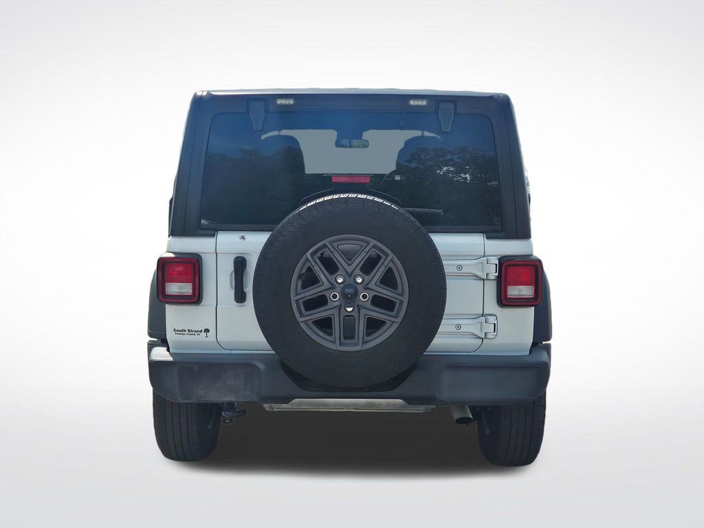 Used 2024 Jeep Wrangler Unlimited Sport w/ Convenience Group AWD/4WD image 8