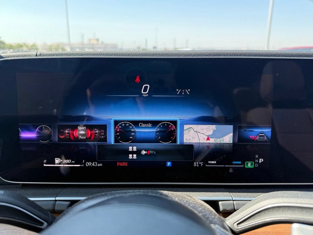 Used 2025 Mercedes-Benz GLS 450 4MATIC image 31