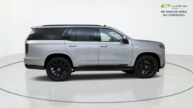 Used 2026 Cadillac Escalade Platinum Sport w/ LPO, ONYX Package AWD/4WD image 10