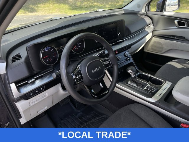 Used 2022 Kia Carnival LX FWD image 11